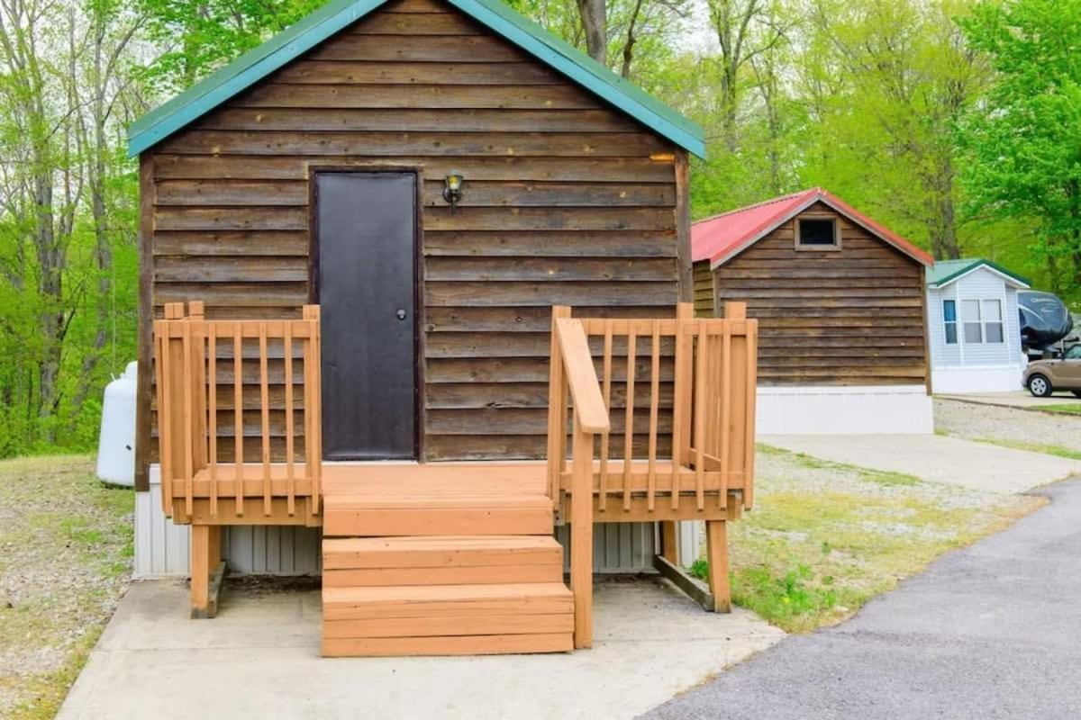 Charming Log Cabin In Bloomington Esterno foto